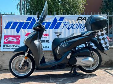 Honda SH 300 i 2016