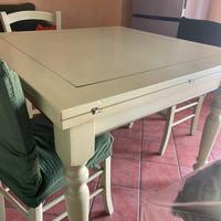 tavolo +4 sedie incluse
