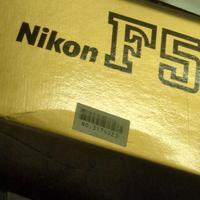 Nikon F5 perfetta 