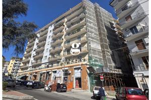 Laboratorio Salerno [Via BottiglieroVCG]