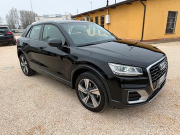 Audi Q2 30 TDI S tronic Identity Black 1.6 my20