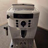 Macchina del caffè De Longhi Magnifica S