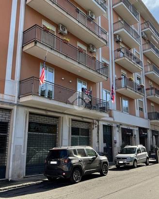 5 LOCALI A GIARRE