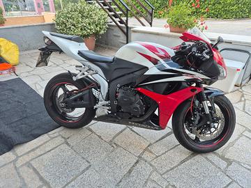 honda cbr600rr