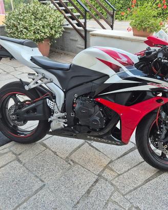 honda cbr600rr
