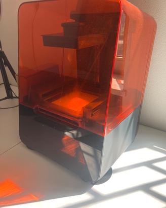 Stampante 3D Form 3 di Formlabs