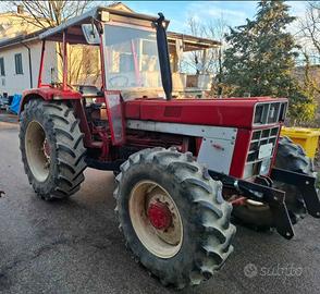 Trattore Case IH 844s