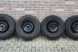 Michelin Agilis Alpin 225/75 R16 GOMME+CERCHIONI