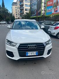 Autovettura audi q3