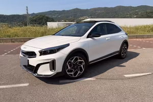 Kia XCeed 2023 1.5 mildhybrid 160CV