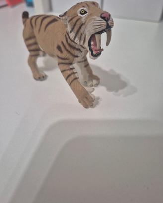 tigre dai denti a sciabola 