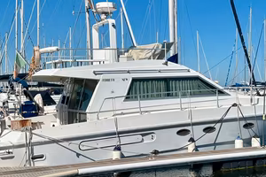 Imbarcazione a motore Ferretti 36 Fly