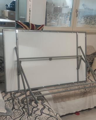 tavolo da esterno o interno