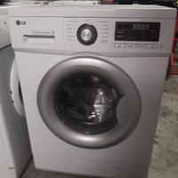 IN GARANZIA Lavatrice LG 6Kg 1200 GIRI 
COME NUOVA