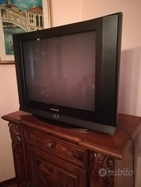 TV Samsung 27