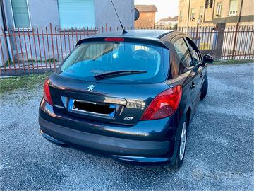 Peugeot 207 del 2007