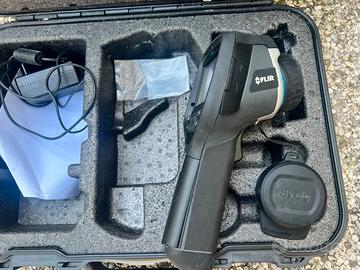 Fotocamera termica Flir