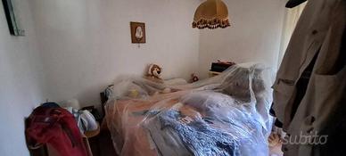 Immobile in asta di 186 m² con 2 locali e box auto