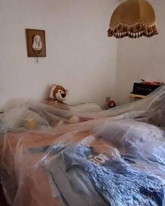 Immobile in asta di 186 m² con 2 locali e box auto