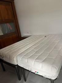 Materassi con doghe nuovi