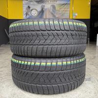 2 Gomme 255/35R19 Pirelli RFT Invernali 80%residui