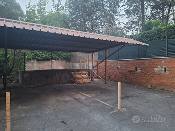 Posto auto coperto magliana trullo colle del sole