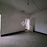 CASA SEMINDIPENDENTE A VISONE