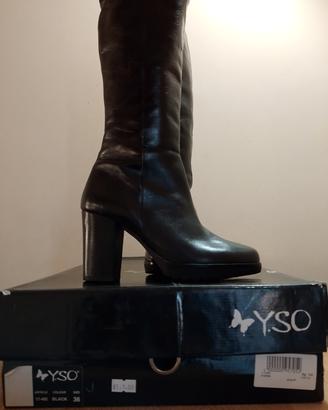 stivali alti in pelle nera con tacco nuovi n 36