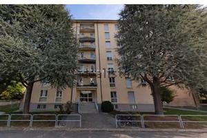 Quadrilocale con 3 esposizione di luce