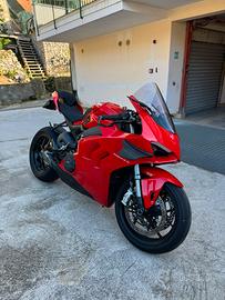 Panigale v4