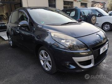 Renault Scenic Scénic X-Mod 1.5 dCi 110CV Luxe
