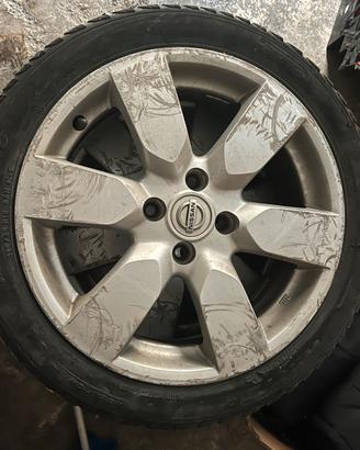 cerchi e gomme nissan