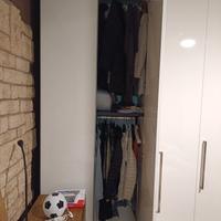 Armadio bianco lucido