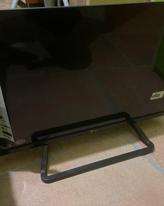Smart TV Telesystem 24”
