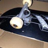 skateboard ragazzo teschio Tony hawk morte 