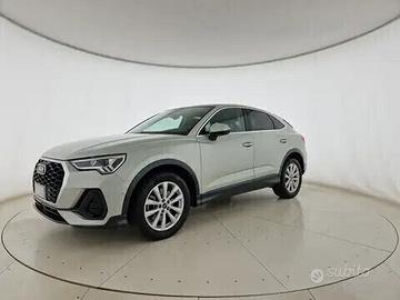AUDI Q3 40 TDI S-TRONIC BUSINESS quattro 2021