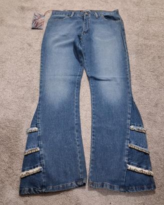 Jeans donna vintage 2000s a Zampa d'elefante 