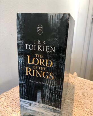 Box: Lord of the Rings Trilogy illustrated 2002