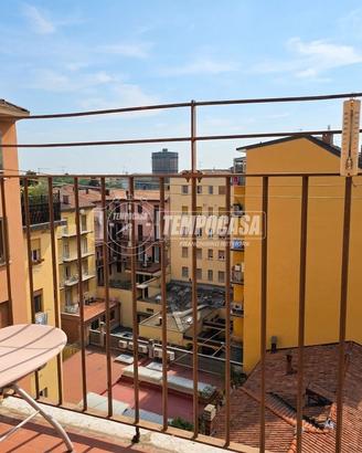 Bologna Centro - Via del Borgo di San Pietro | Tri