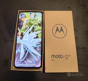 Motorola Moto g84 5G memoria 256gb display OLED