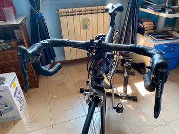 Bucicletta da corsa professionale