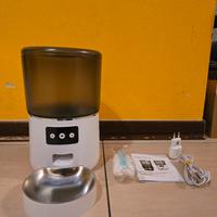 distributore cibo per gatti