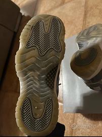 Jordan 11 grigie
