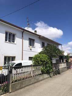 Immobile in asta di 230 m² con più di 5 locali e b