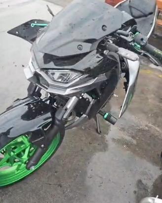 kawasaki z500 ricambi 