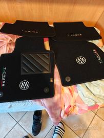 Tappetini wolkswagen  t-cross  personalizzati 