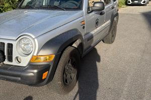 Jeep Cherokee 2.8 CRD 4x4 – 163 CV