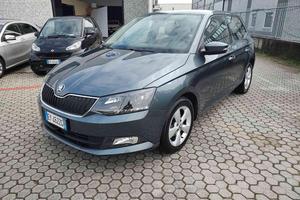 SKODA Fabia 1.2 TSI Ambition