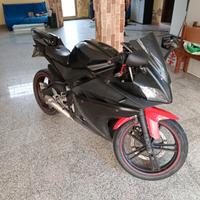 Yamaha YZF R125