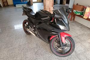 Yamaha YZF R125